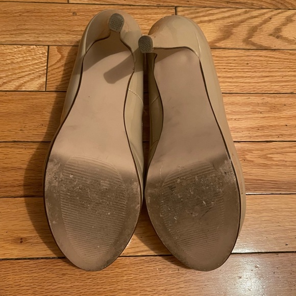 Nude high heels - Picture 4 of 4